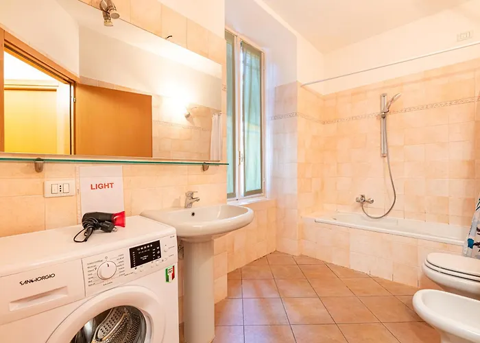 アパート View ヴァレンナ